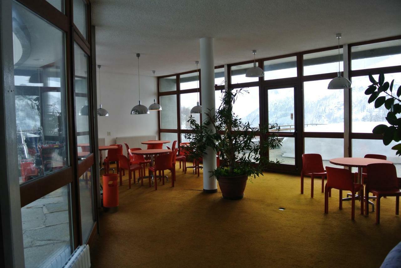 Complesso I DADI - Residence Cielo Alto Breuil-Cervinia Exterior foto